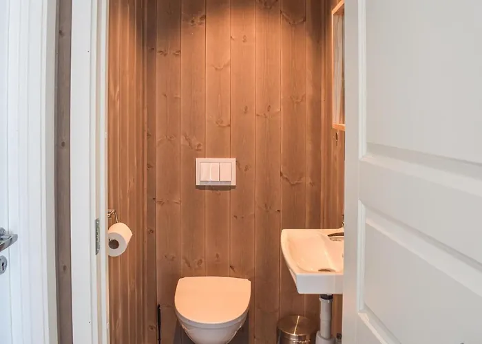 3 Bedroom Amazing In 펜션 Jaren