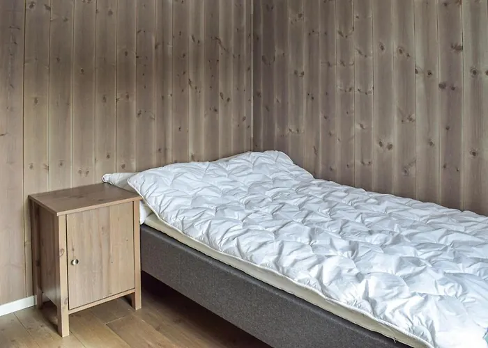 3 Bedroom Amazing In Jaren
